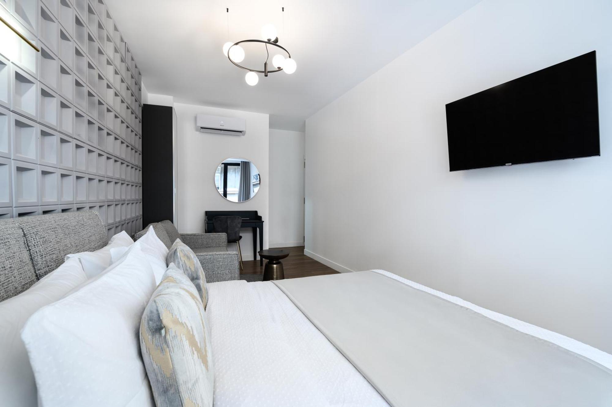 Urban Downtown Luxury Rooms And Suites بلغراد الغرفة الصورة