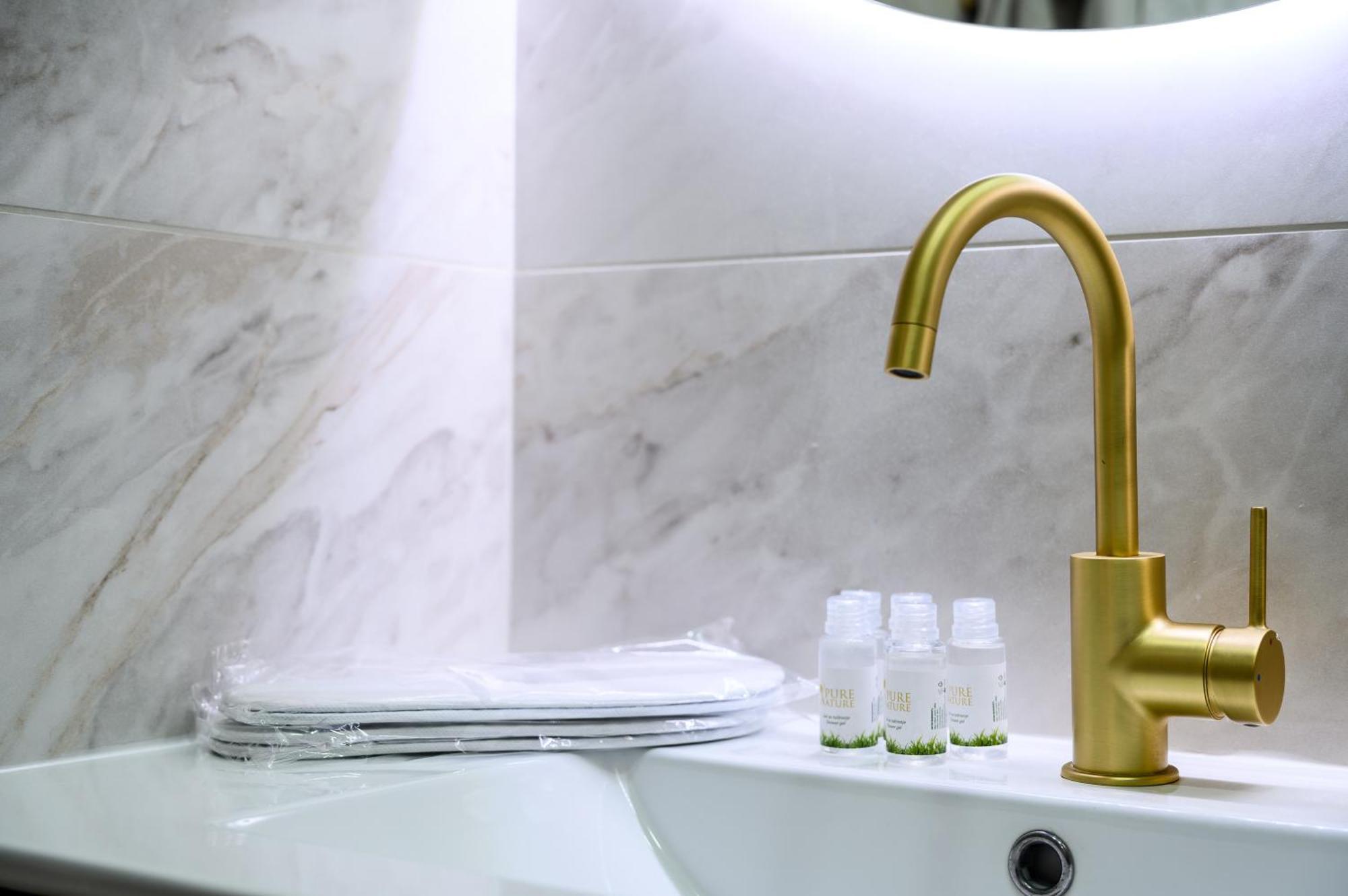Urban Downtown Luxury Rooms And Suites بلغراد الغرفة الصورة